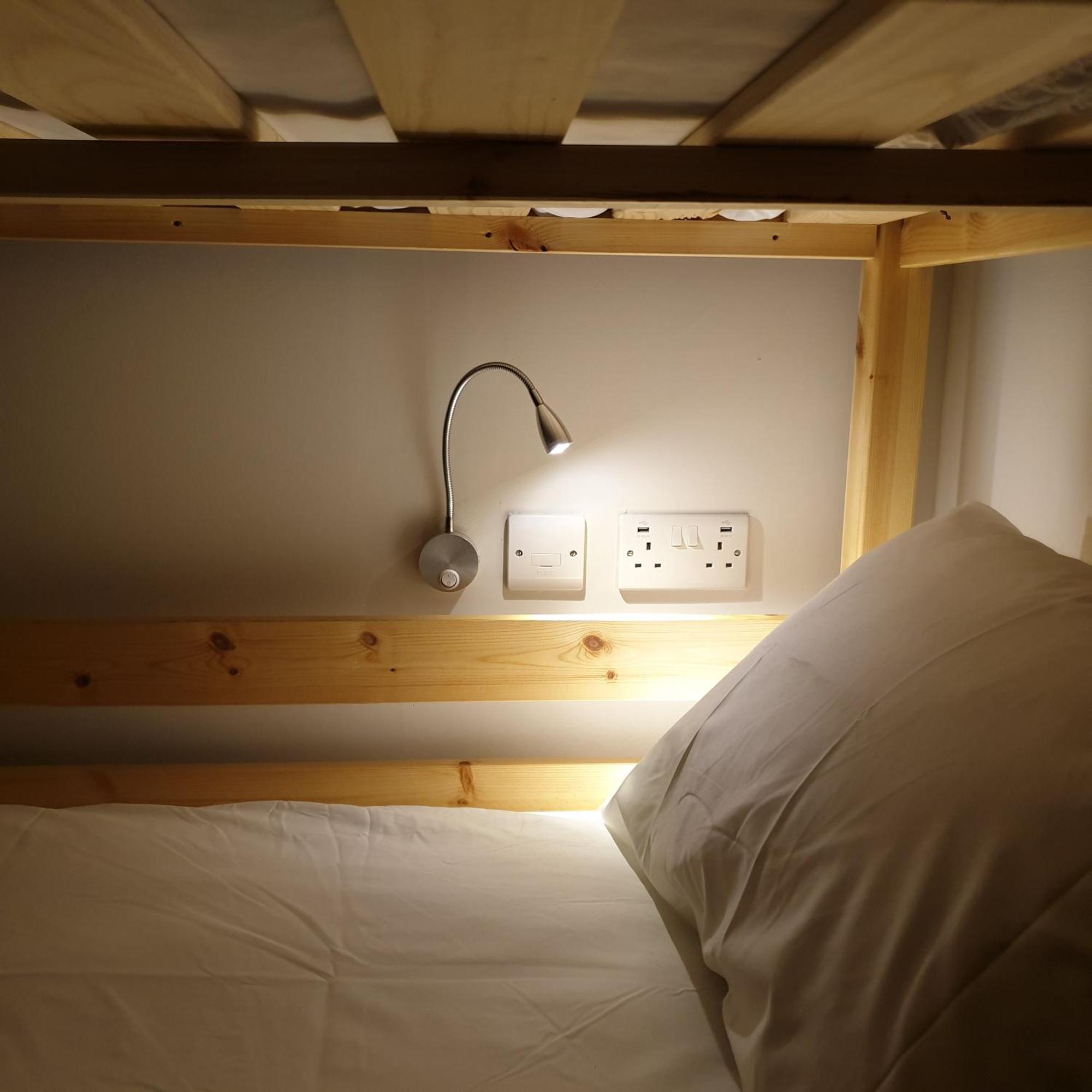 Matrix Hostel Эдинбург Экстерьер фото